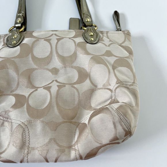 Vintage Coach Bag Poppy Signature C Logo Glam Tote 23261 Gold Tan Handbag Bag - Picture 16 of 16
